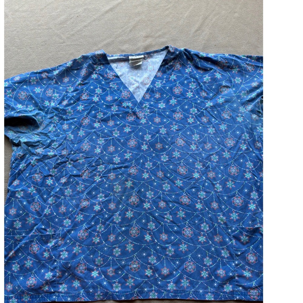 Holiday Women UA Scrubs Snowflake Garland Scrub Top 4X Large Royal Blue